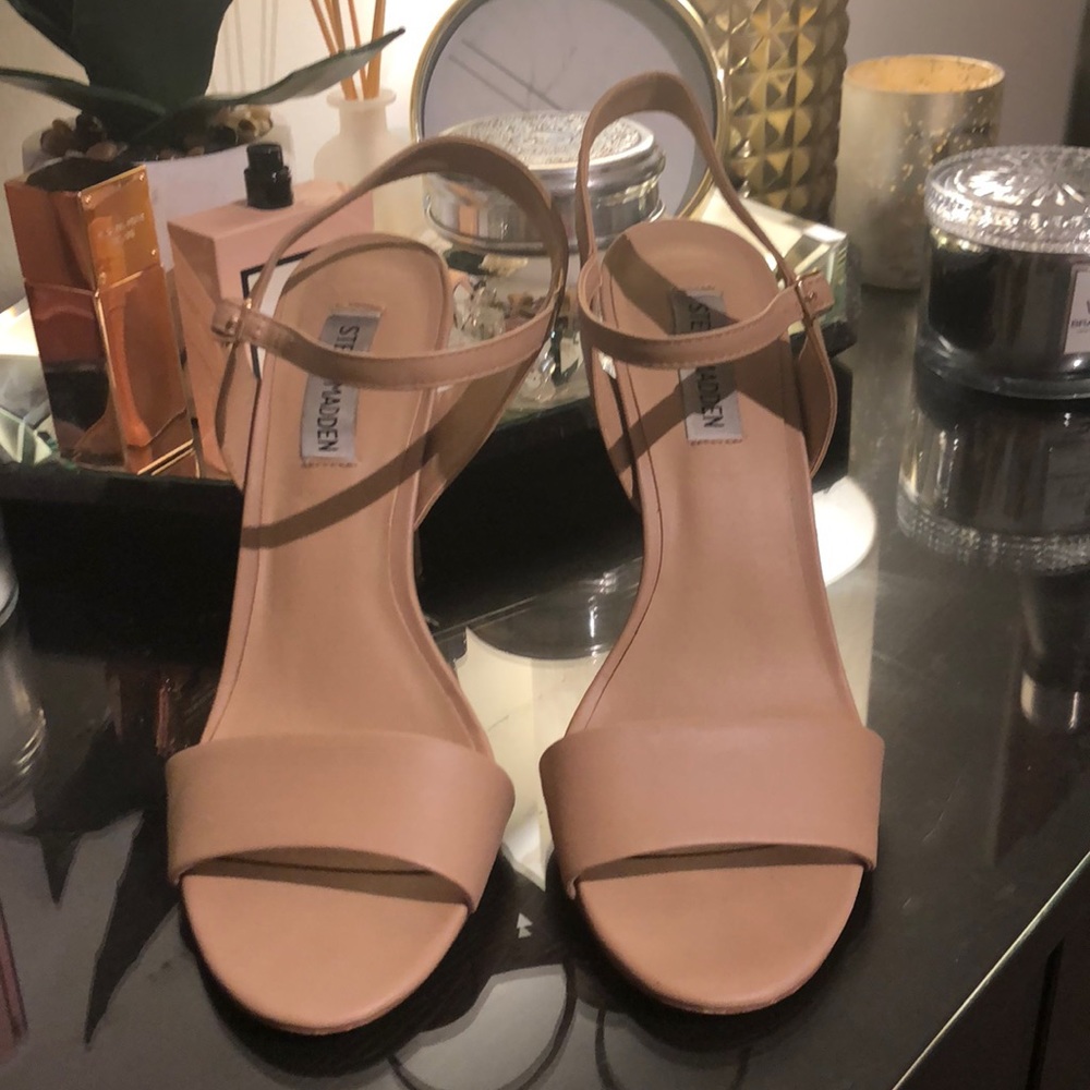Steve Madden Dorty Heel Nude